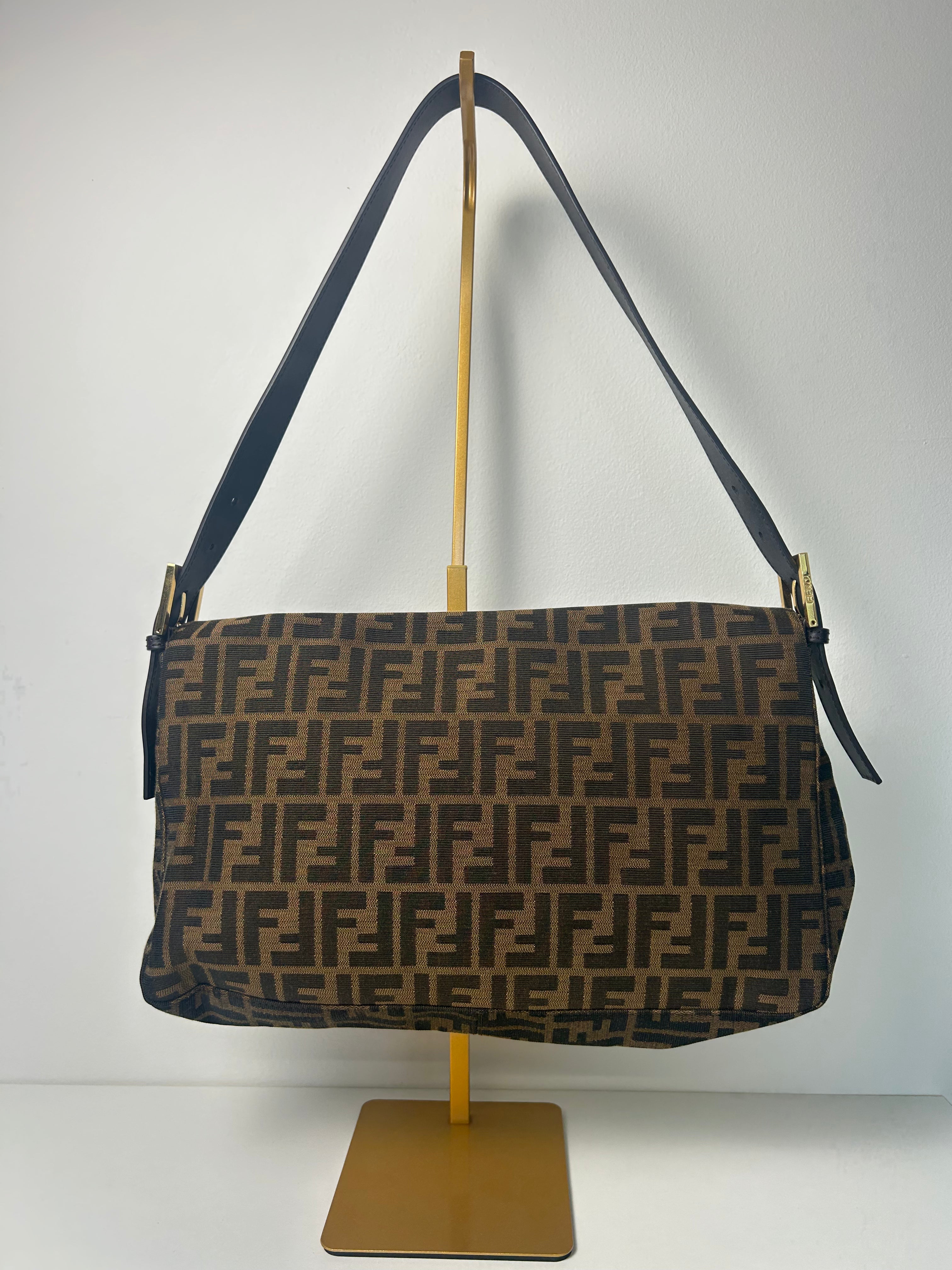 Fendi Baguette Large FF Zucca
